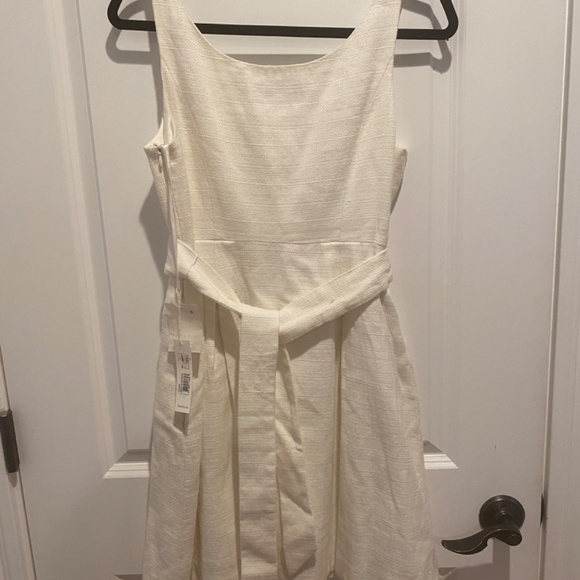 Trina Turk sleeveless Ivory dress - Picture 2 of 6